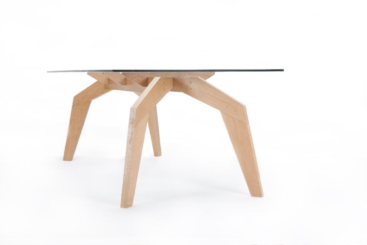Bamboo table design. Bamboe tafel design.